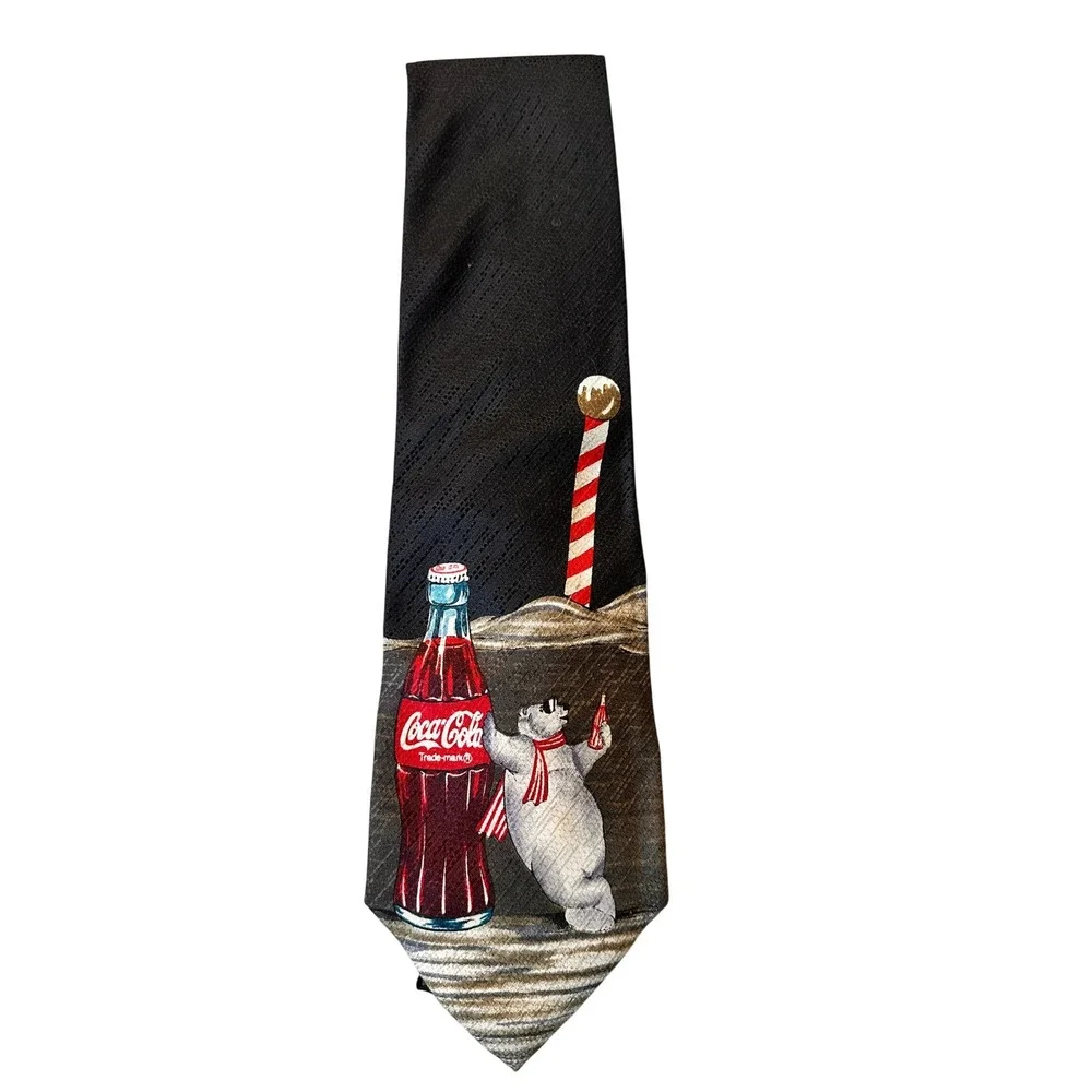 Coca-Cola Necktie Black Polar Bear Holiday Winter Scarf‎ Glass Bottle Polyester